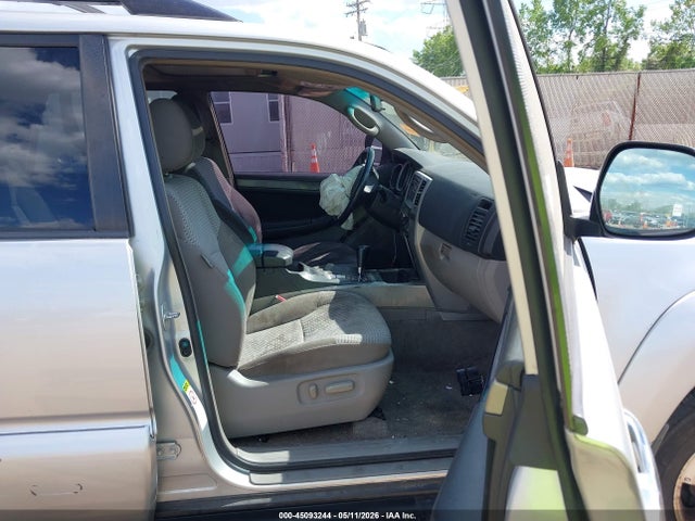 Toyota 4Runner Sr5 V6