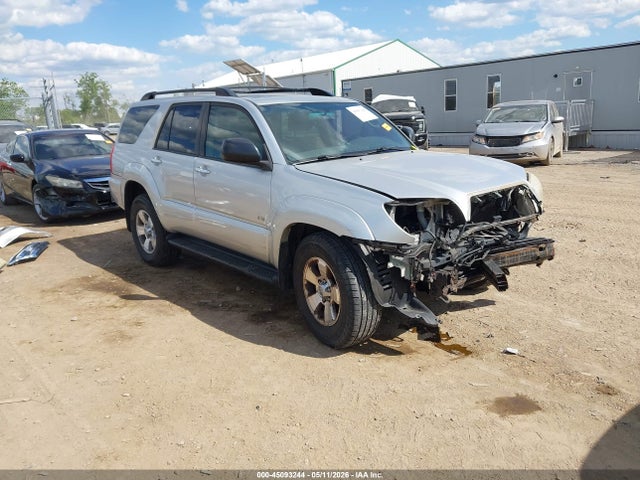 Salvage Toyota 4Runner Image