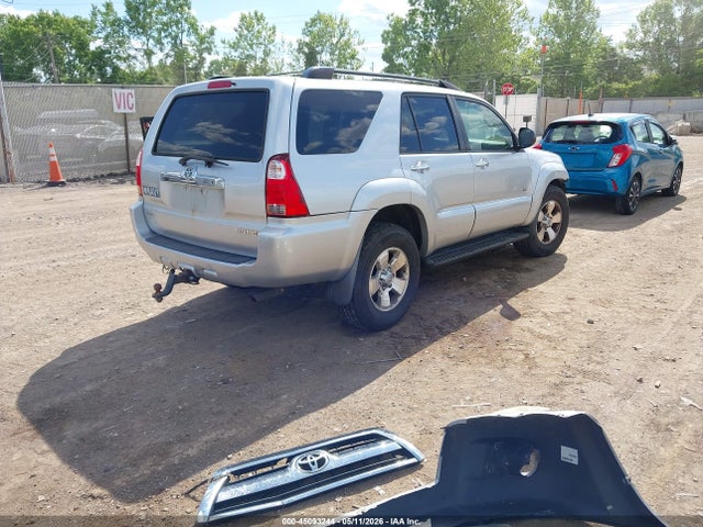 Toyota 4Runner Sr5 V6
