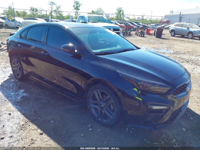 Salvage Kia Forte Image