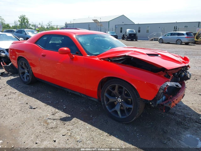 Salvage Dodge Challenger Image