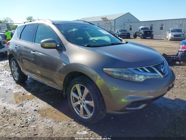Salvage Nissan Murano Image