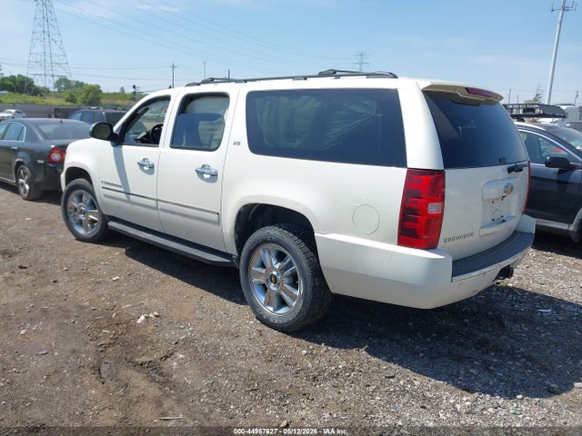 Chevrolet Suburban 1500 Ltz