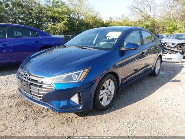 Hyundai ELANTRA Sel