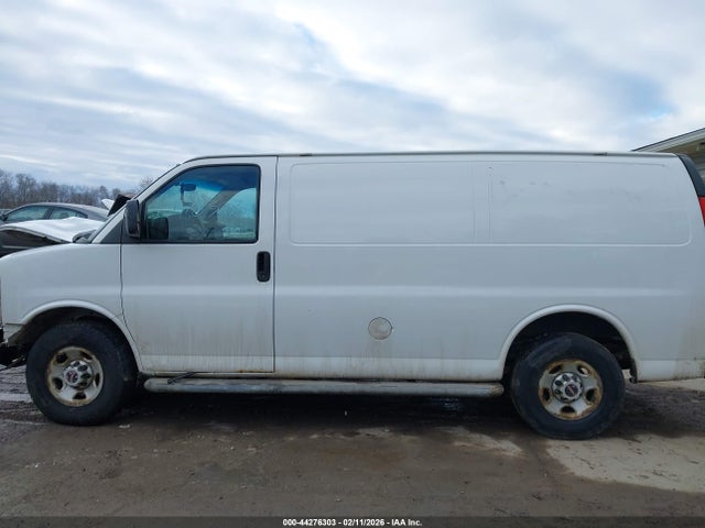 GMC Savana Work Van