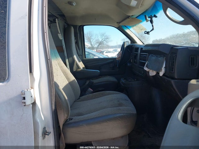 GMC Savana Work Van