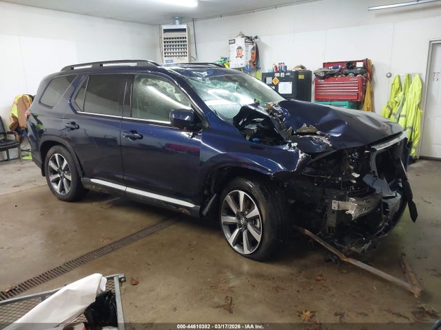 Salvage Honda Pilot Image