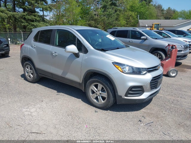 Salvage Chevrolet Trax Image