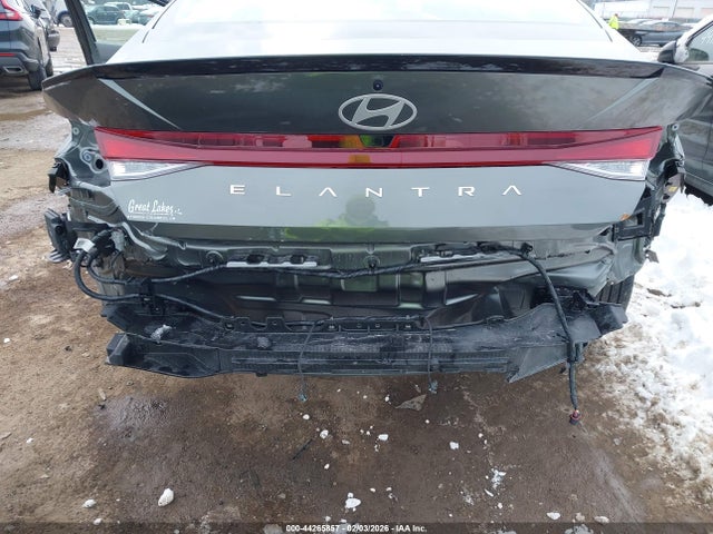 Hyundai ELANTRA Sel Sport