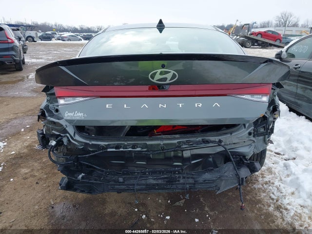 Hyundai ELANTRA Sel Sport