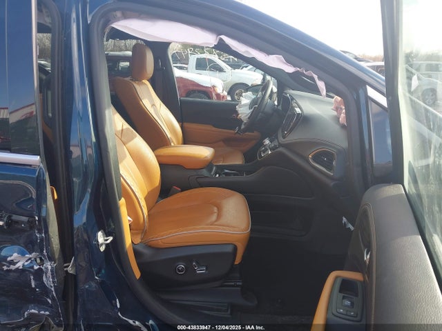 Chrysler Pacifica Pinnacle Awd