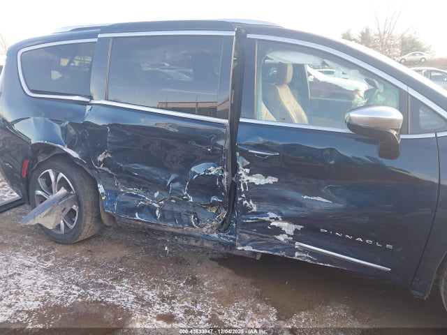 Chrysler Pacifica Pinnacle Awd