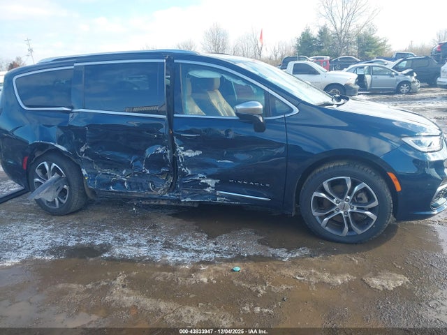 Chrysler Pacifica Pinnacle Awd