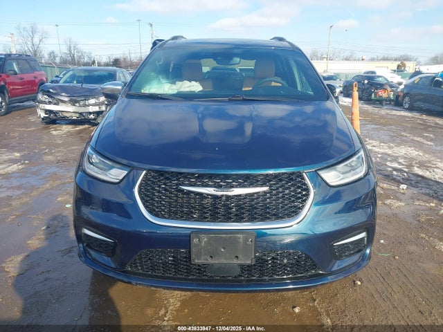 Chrysler Pacifica Pinnacle Awd