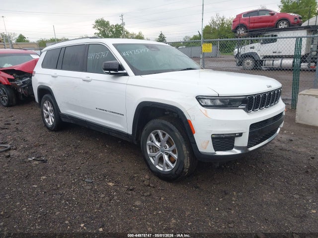 Salvage Jeep Grand Cherokee Image