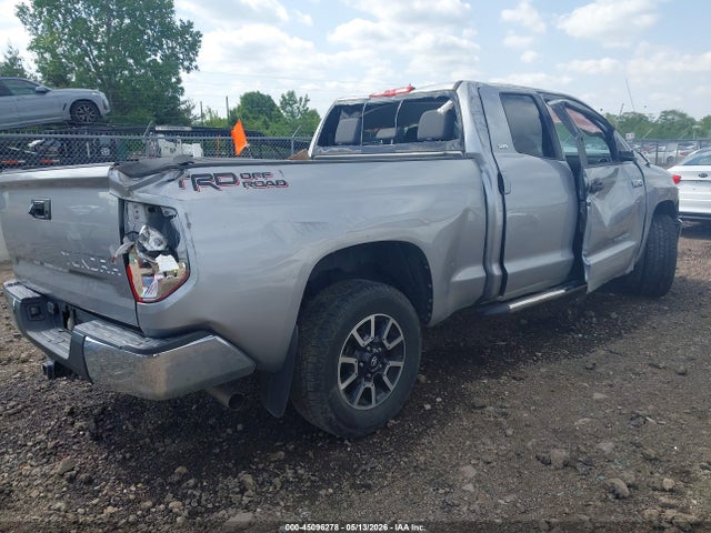 Toyota Tundra Sr5 5.7l V8