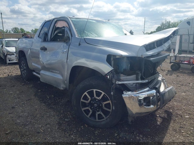 Salvage Toyota Tundra Image