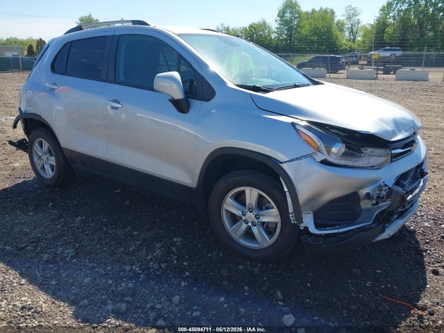 Salvage Chevrolet Trax Image