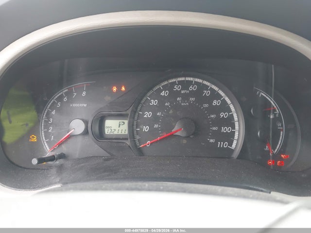 Toyota Sienna Le V6 8 Passenger