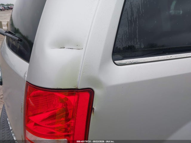 Chrysler Town & Country Limited