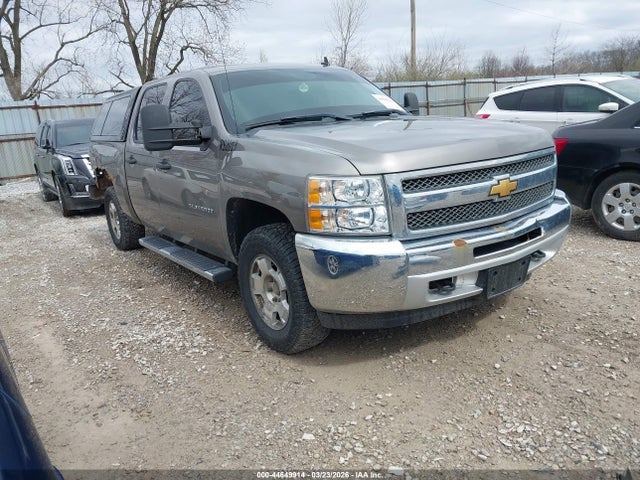 Salvage Chevrolet Silverado 1500 Image