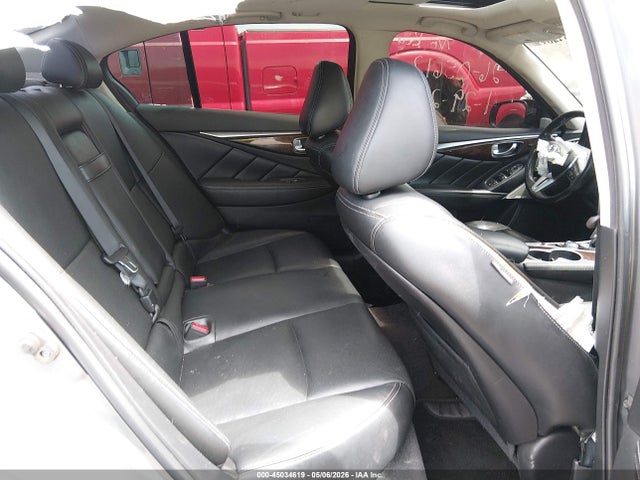 INFINITI Q50 3.0t Luxe