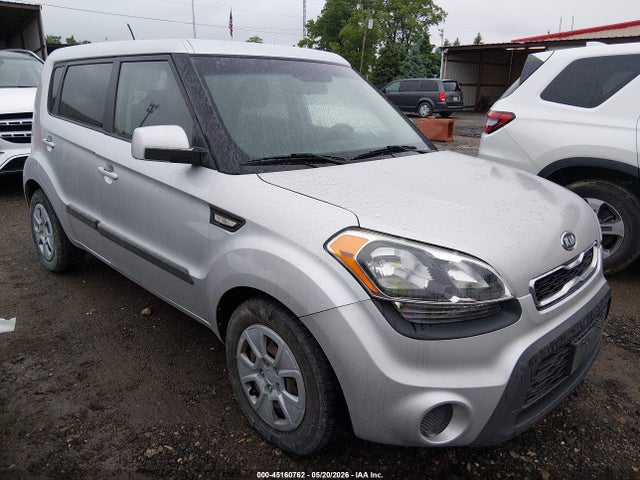 Salvage Kia Soul Image