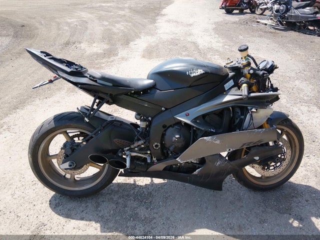 Yamaha Yzfr6