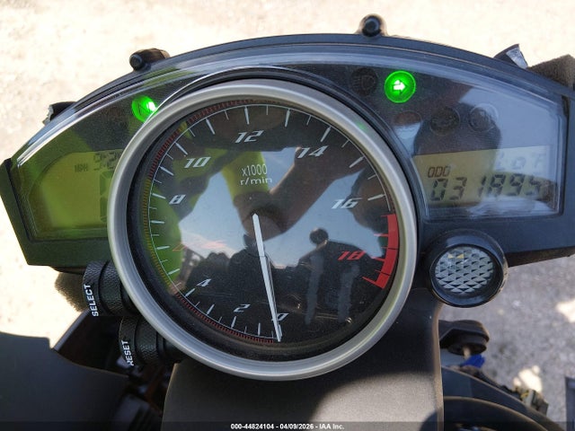 Yamaha Yzfr6