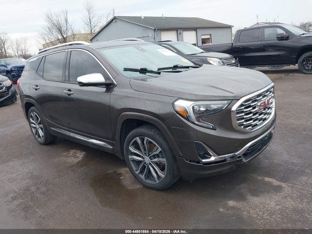 Salvage GMC Terrain Image