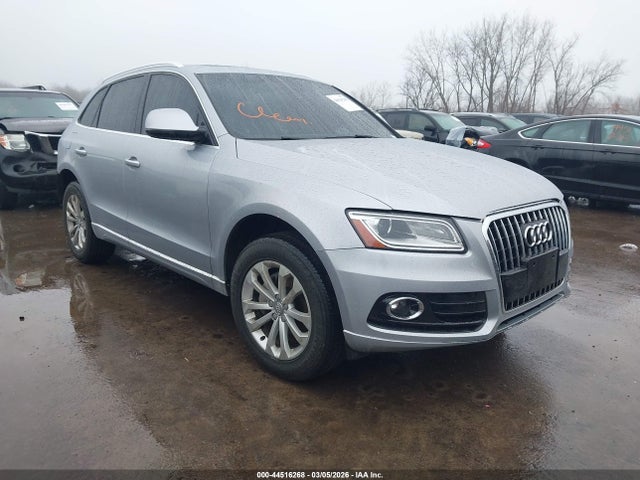Salvage Audi Q5 Image