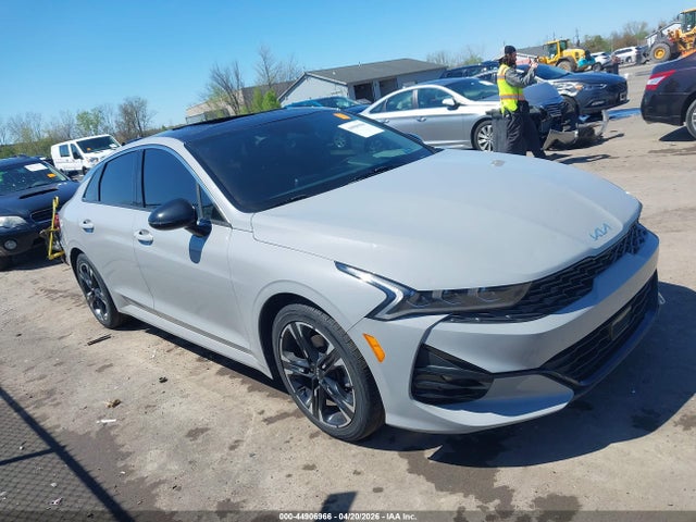 Salvage Kia K5 Image