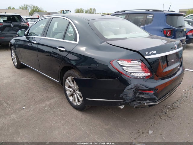 Mercedes-Benz E-Class 4matic