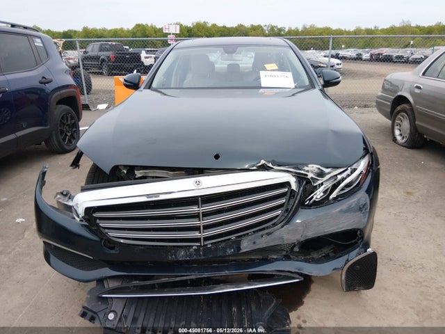 Mercedes-Benz E-Class 4matic