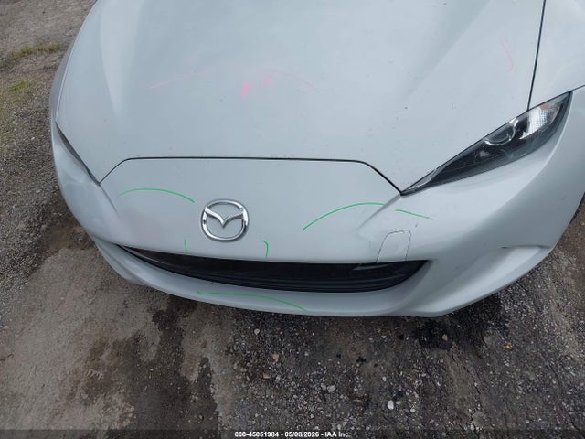 Mazda MX-5 Miata RF Grand Touring