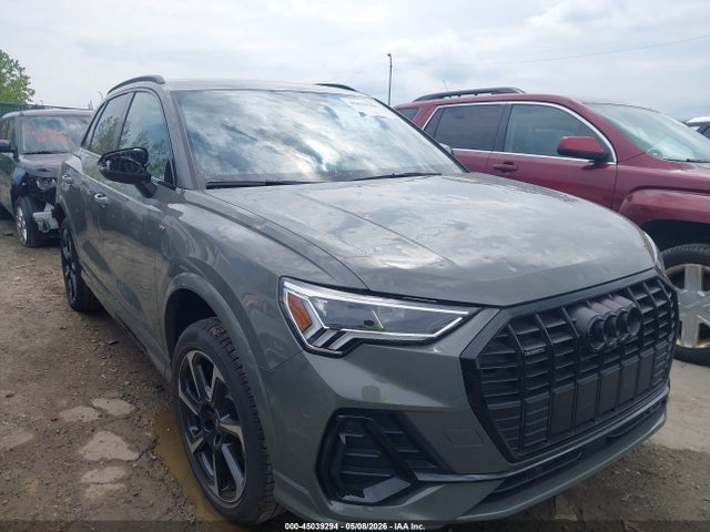 Salvage Audi Q3 Image