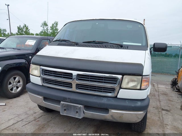 Dodge Ram Van B2500