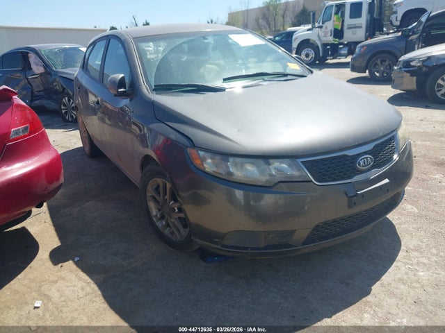 Salvage Kia Forte Image