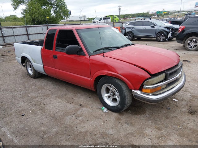 Salvage Chevrolet S-10 Image