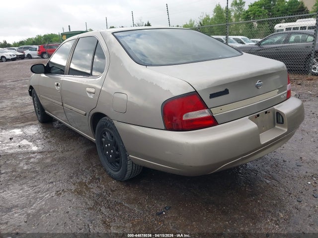 Nissan Altima Gxe