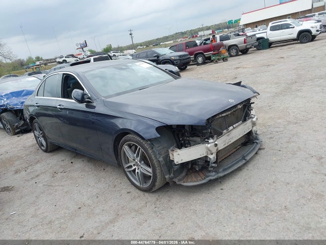 Salvage Mercedes-Benz E-Class Image