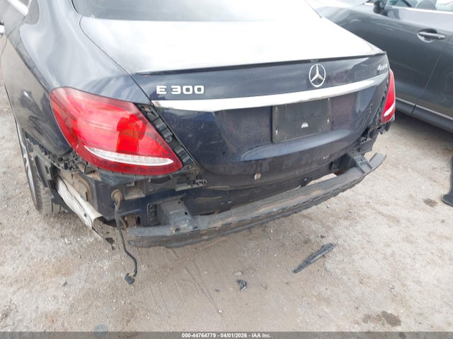 Mercedes-Benz E-Class 4matic