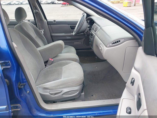 Ford Taurus Se