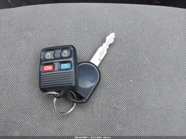 Ford Taurus Se