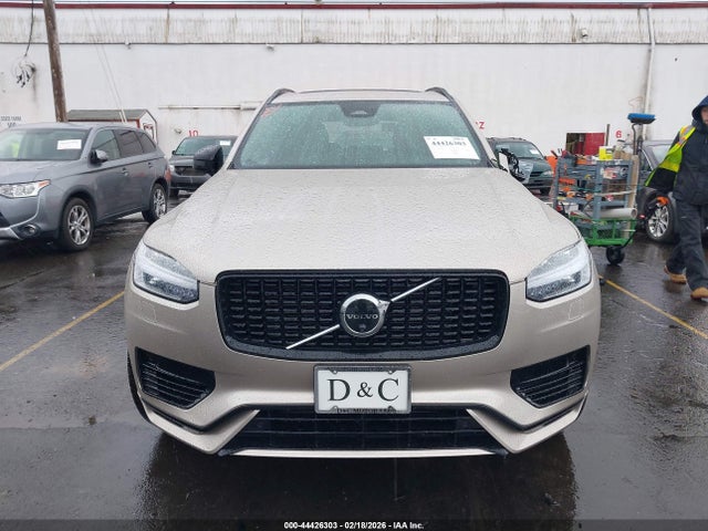 Volvo Xc90 Recharge Plug-in Hybrid T8 Plus Dark Theme 7-seater