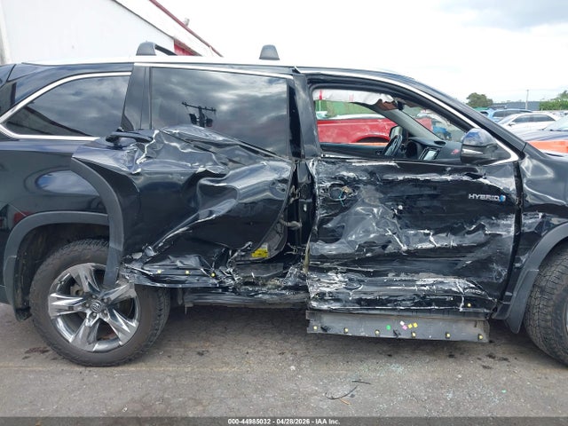 Toyota Highlander Limited Platinum