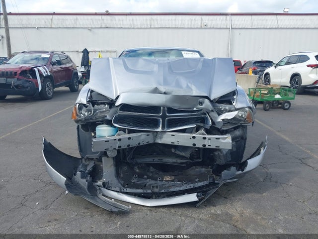 Dodge Charger Se