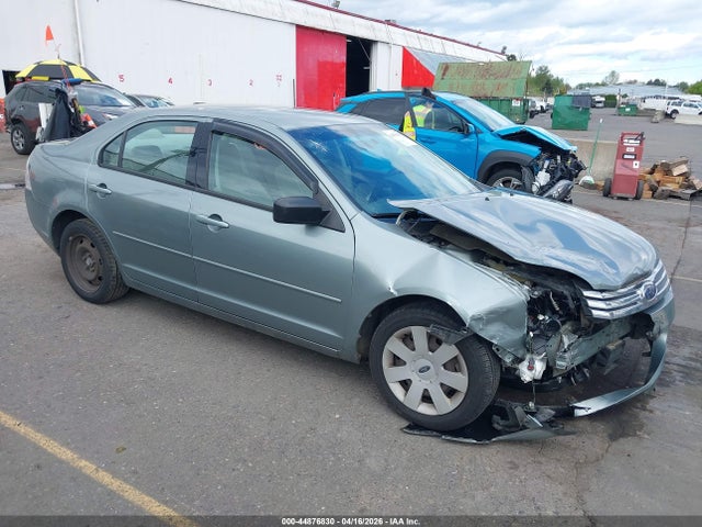 Salvage Ford Fusion Image
