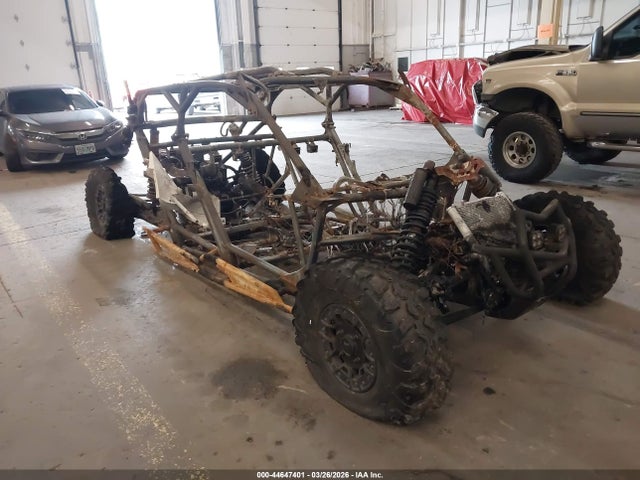 Salvage Can-am Maverick X3 Max Image