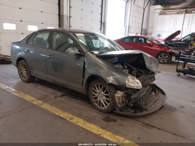Salvage Volkswagen Jetta Image